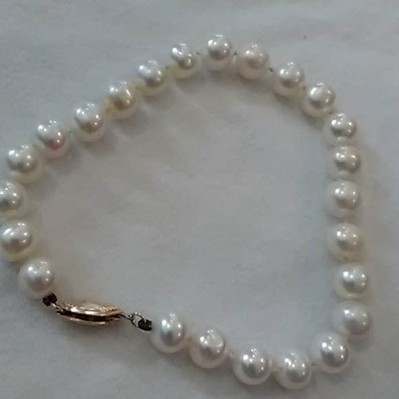 Excellent condition cultured pearl bracelet - Picture 2 of 3
